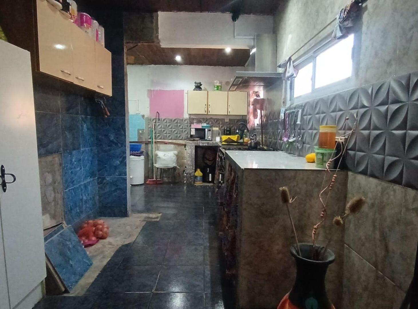 Foto de CASA 3 DORM EN VENTA - ARROYITO, NEUQUÉN, imagen 3