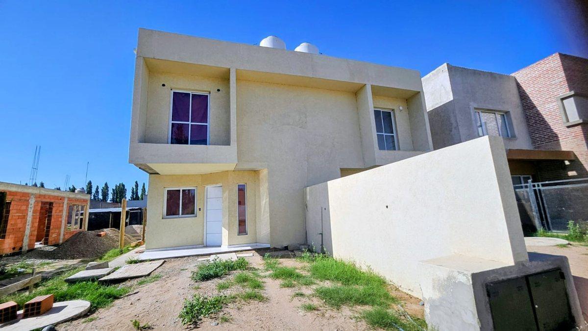 Foto de DUPLEX DE 2 HABITACIONES - FINANCIADO, imagen 2