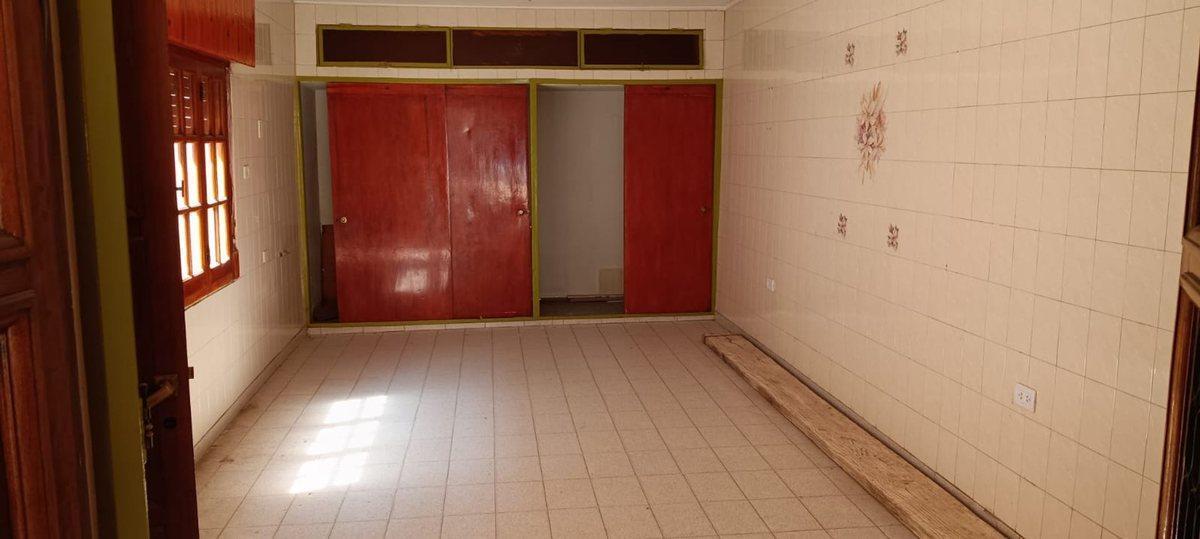 Foto de Chalet en Avenida principal Plaza Huincul, imagen 4