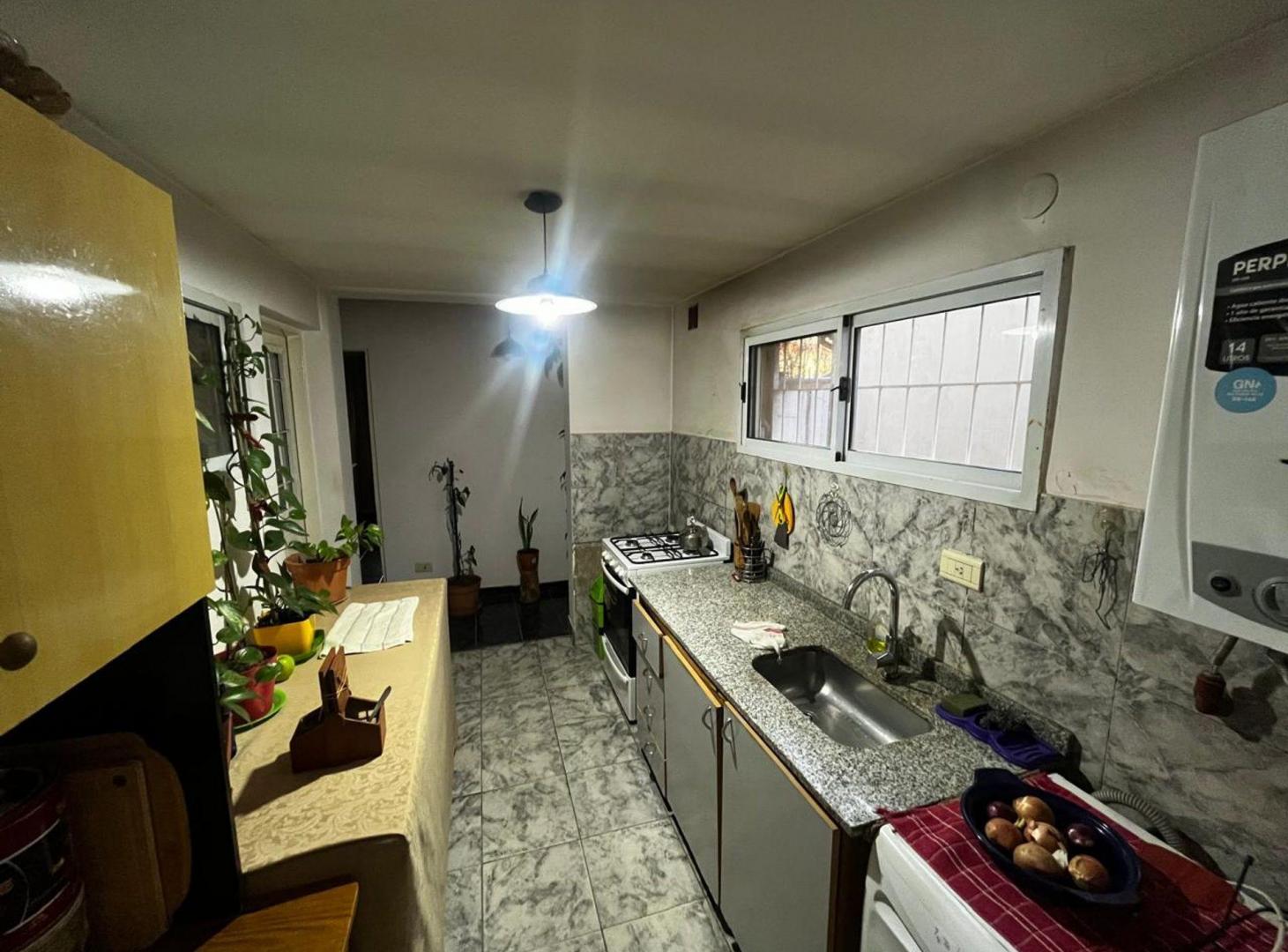 Foto de VENTA DE CASA 2 DORMITORIOS EN PLOTTIER, imagen 4