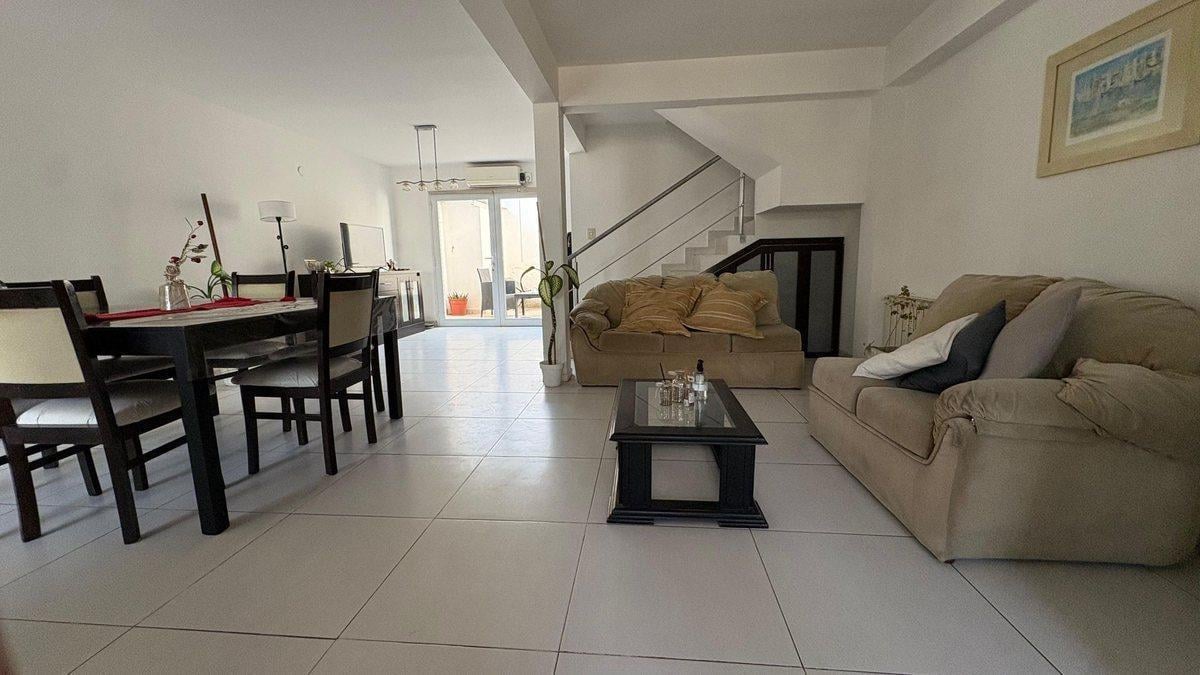 Foto de VENTA CASA 3 DORMITORIOS - PICKER 3873, NEUQUÉN, imagen 3