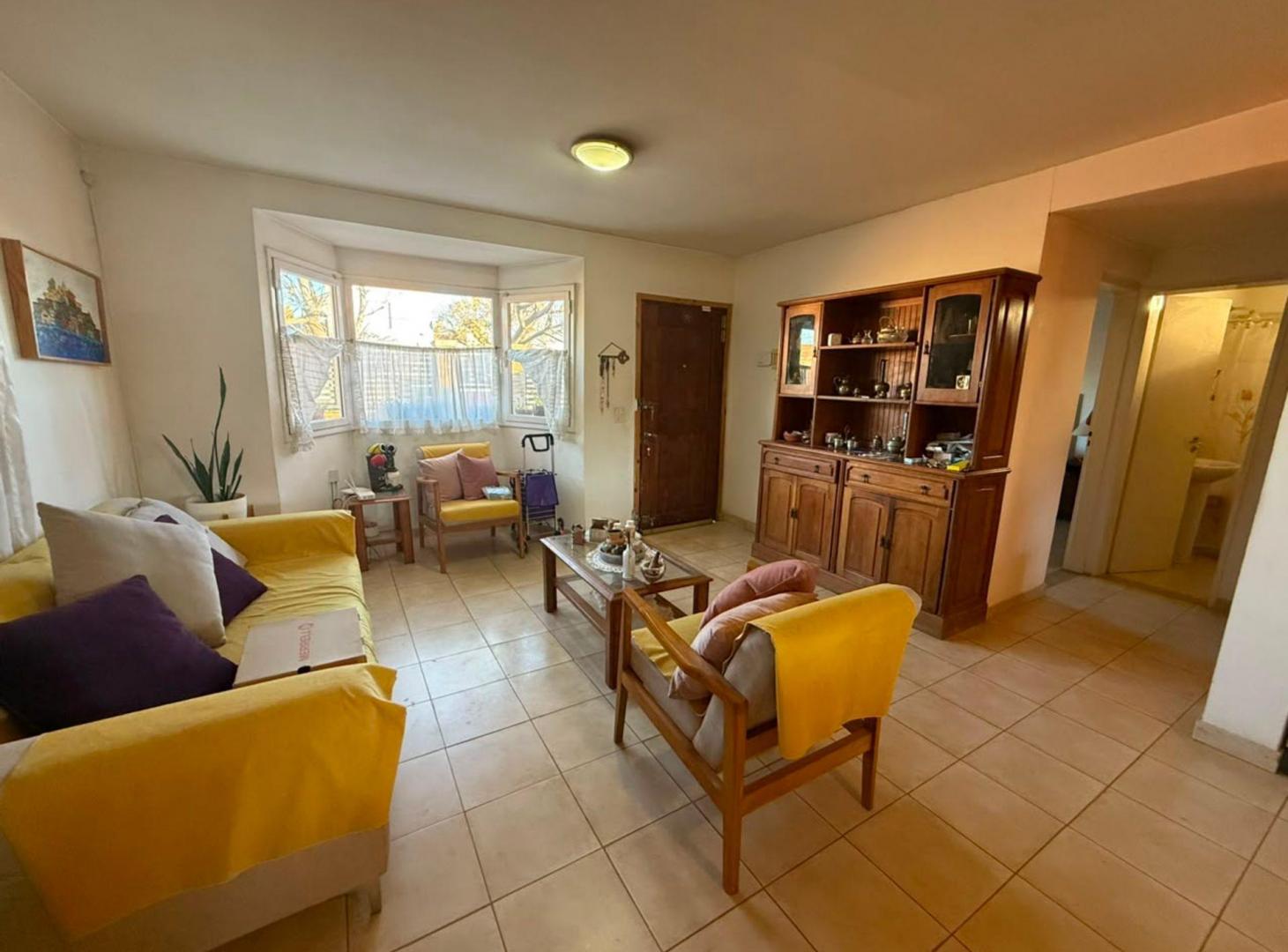 Foto de VENTA CASA 2 DORMITORIOS EN PLOTTIER, imagen 5