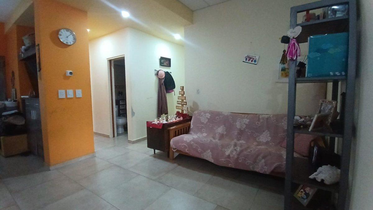 Foto de Casa en venta 4 dorm - Caminos del Sol - Plottier, imagen 4