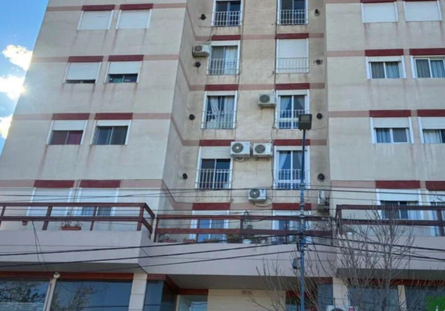 Foto de DEPARTAMENTO EN VENTA EN EL CENTRO DE GRAL ROCA., imagen 1