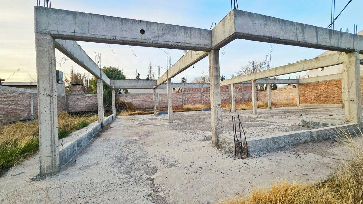 Foto de TERRENO EN VENTA CON PLATEA Y CIMENTACIÓN, imagen 3