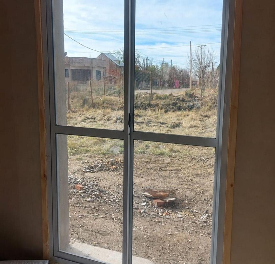 Foto de CASA EN VENTA LOTEO MAGELES PLOTTIER, imagen 1