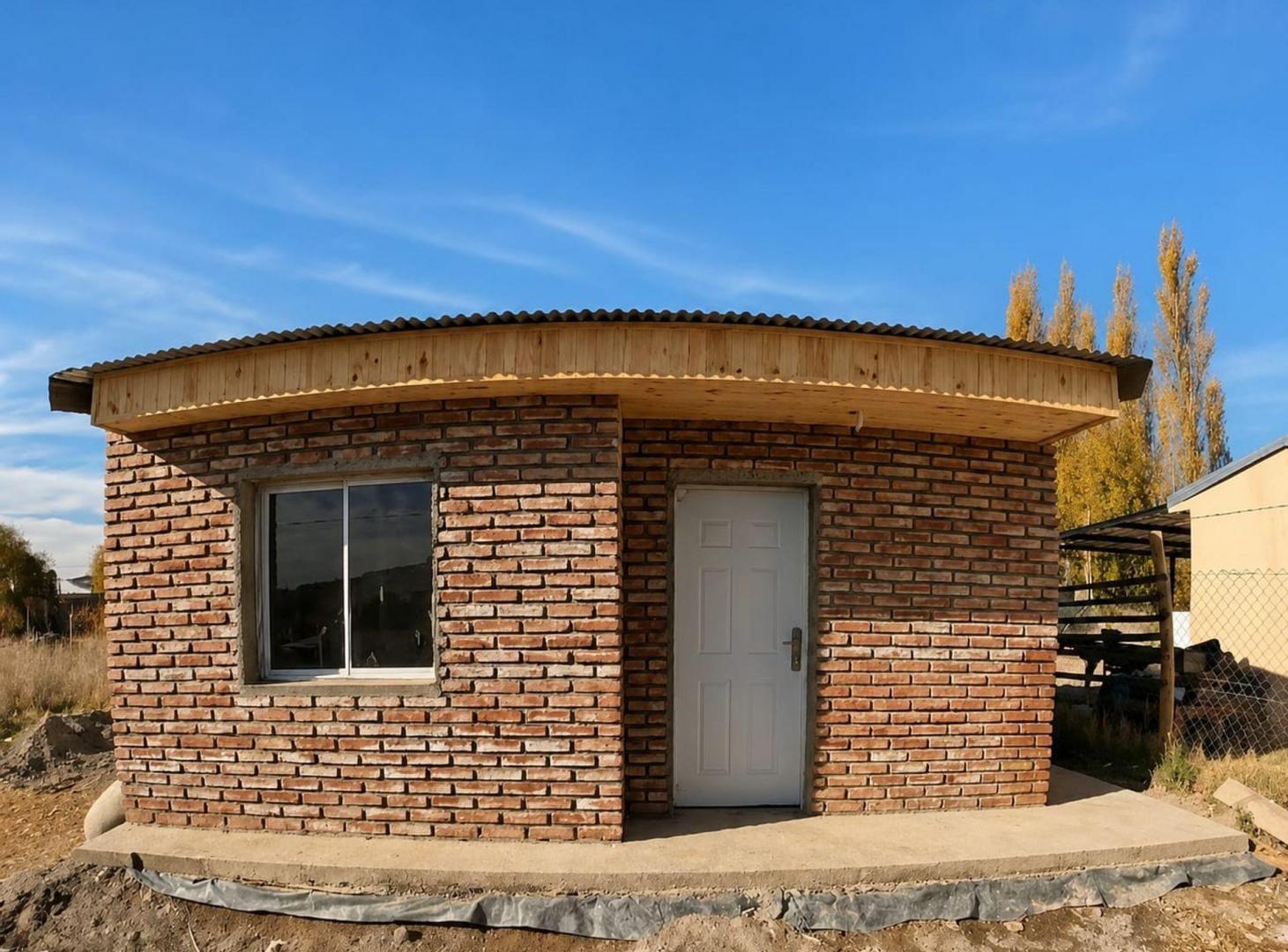 Foto de CASA EN VENTA LOTEO MAGELES PLOTTIER, imagen 2