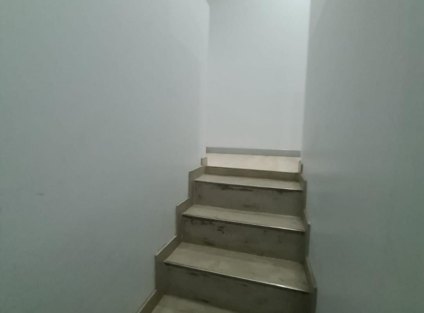 Foto de OFICINA LOCAL COMERCIAL EN ALQUILER, PLOTTIER, imagen 2