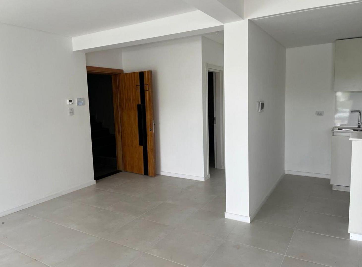 Foto de VENDE DEPARTAMENTO-JARDINES DEL REY. APTO CREDITO, imagen 5