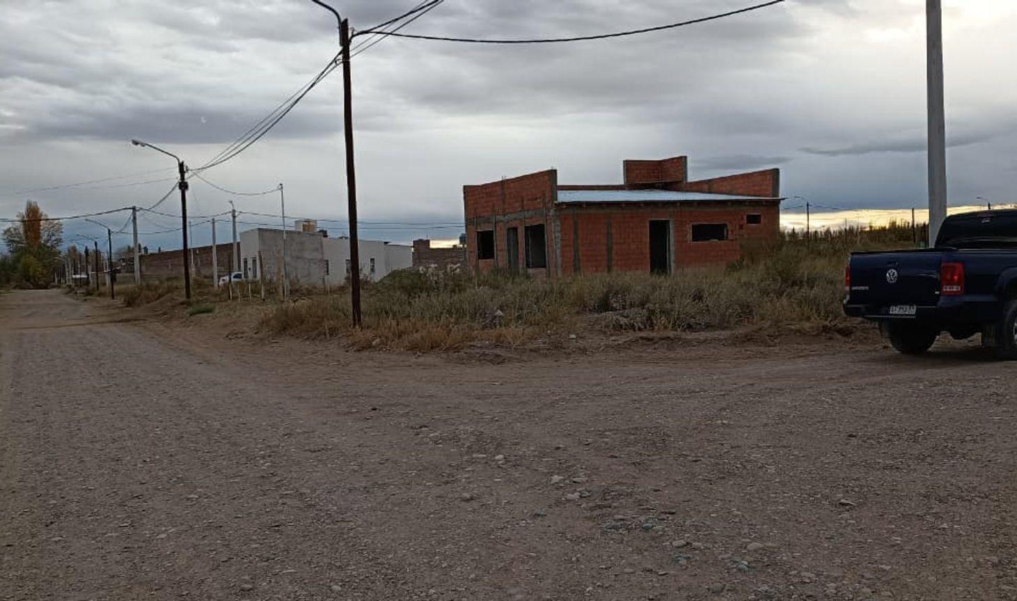 Foto de Lote en Esquina a 200 mts Ruta 22 Senillosa, imagen 1