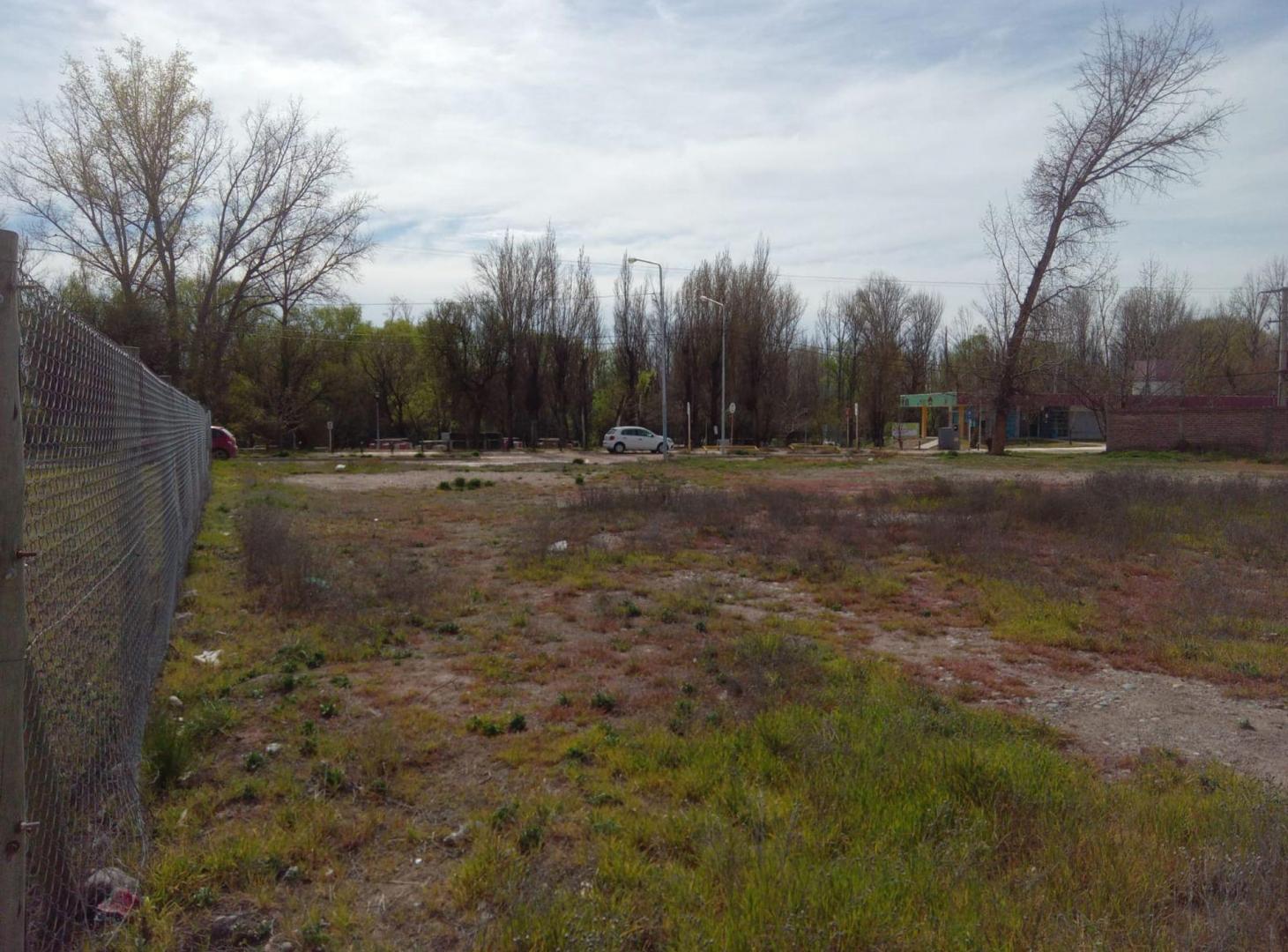 Foto de VENTA DE LOTE CON SALIDA A DOS CALLES, imagen 5