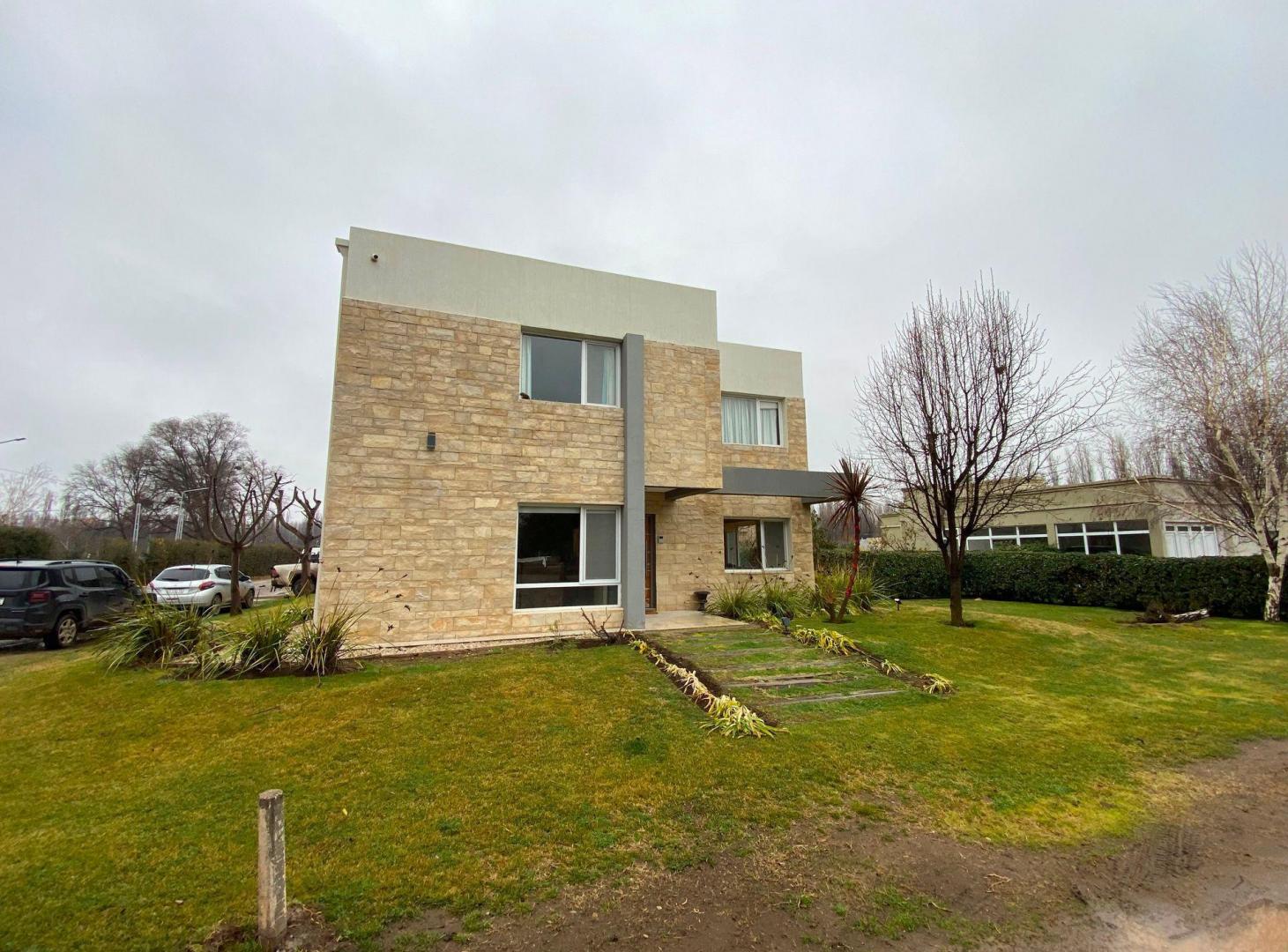 Foto de CASA CON DEPARTAMENTO INDEPENDIENTE ZONA DE FINCAS, imagen 2