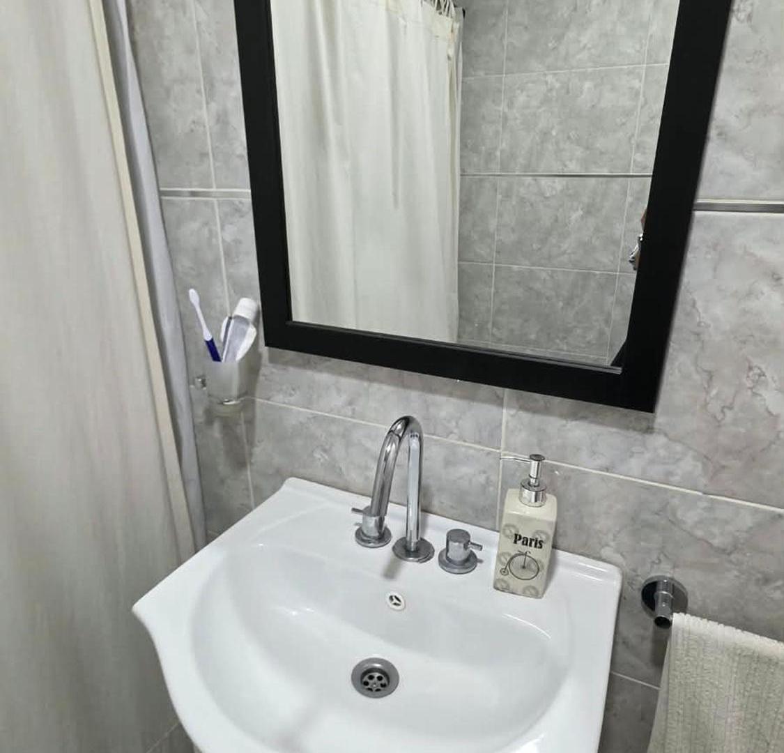 Foto de VENTA DEPTO 1 DORMITORIO - BVD SAN JUAN -NEUQUEN, imagen 2