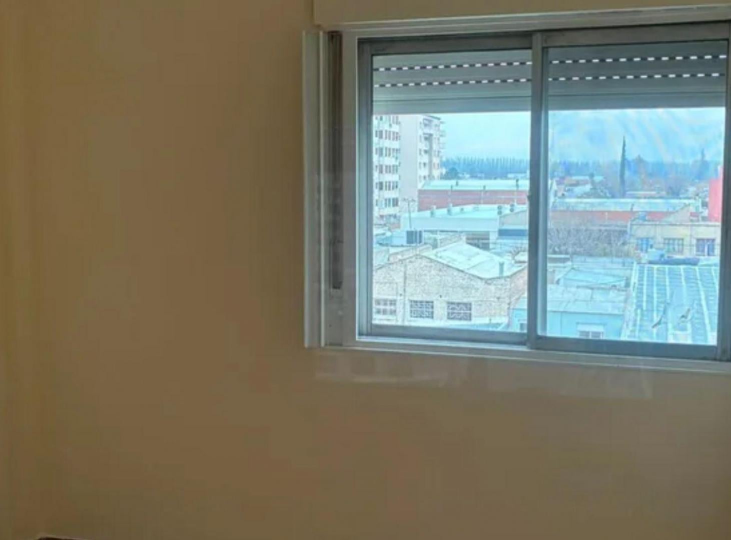 Foto de DEPARTAMENTO EN VENTA EN EL CENTRO DE GRAL ROCA., imagen 5