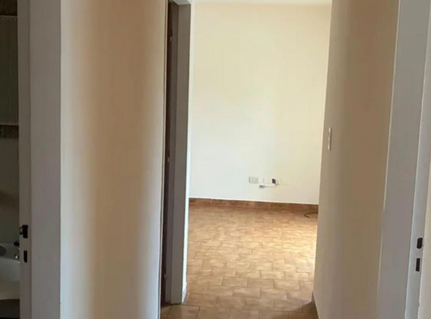 Foto de DEPARTAMENTO EN VENTA EN EL CENTRO DE GRAL ROCA., imagen 1