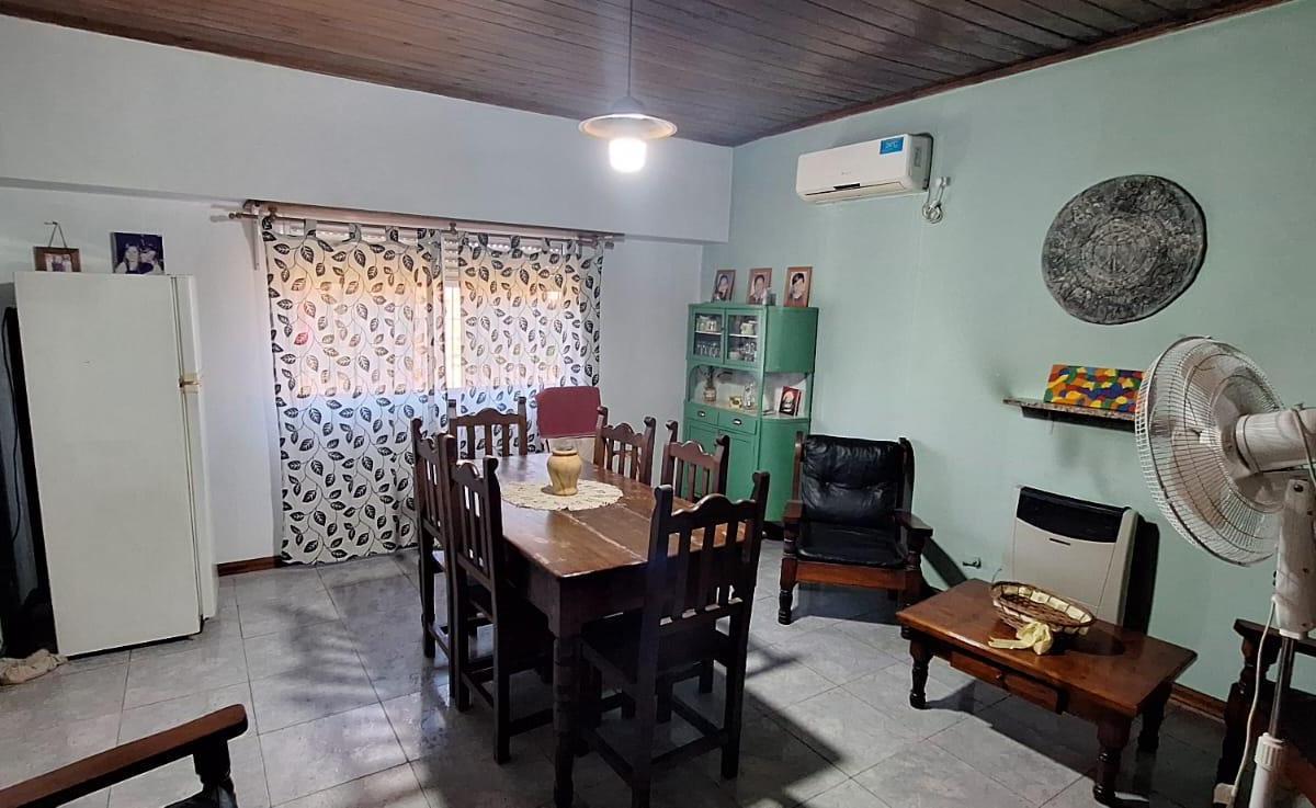 Casa en Venta - Permuta en Malvinas Argentinas Alte. Brown 2