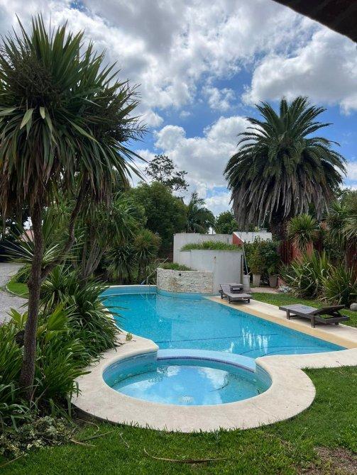 Categorico Chalet en Venta.-