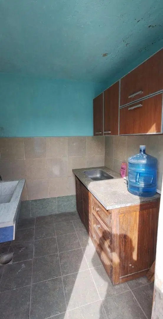 CASA EN ALQUILER- BURZACO 5