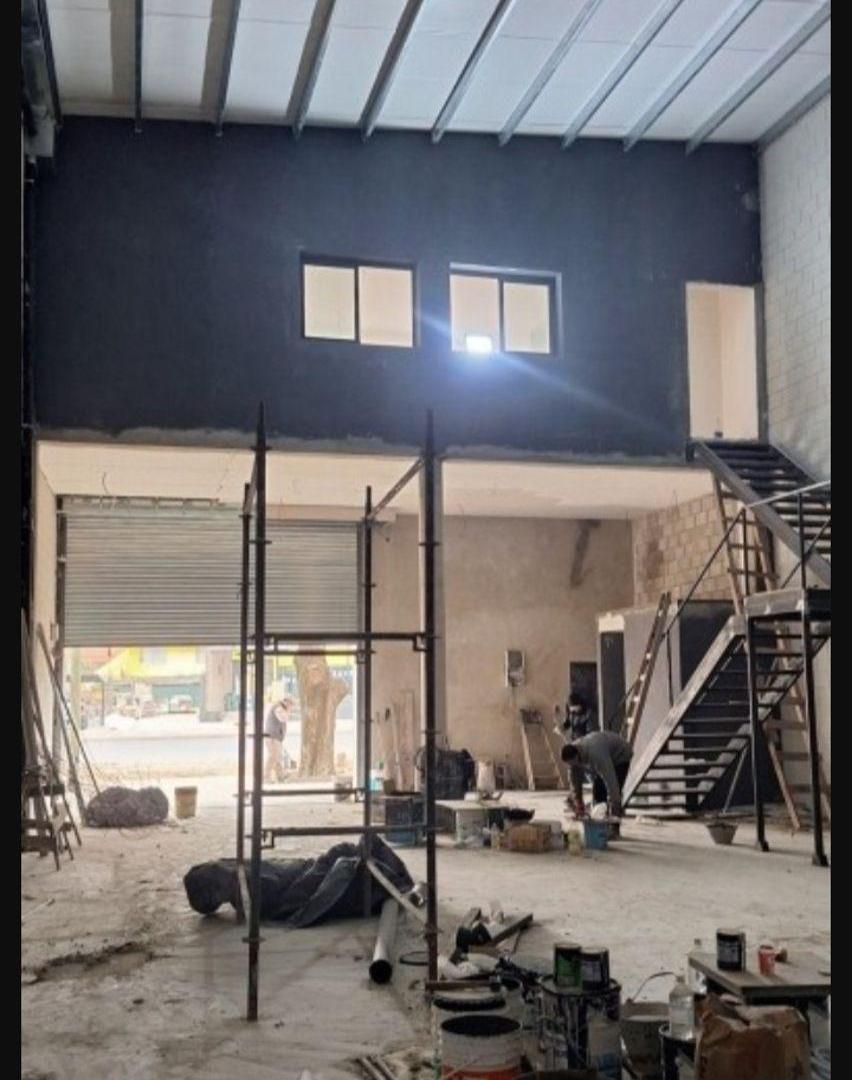 Foto de Galpon de 200 m² en alquiler en Burzaco, imagen 5