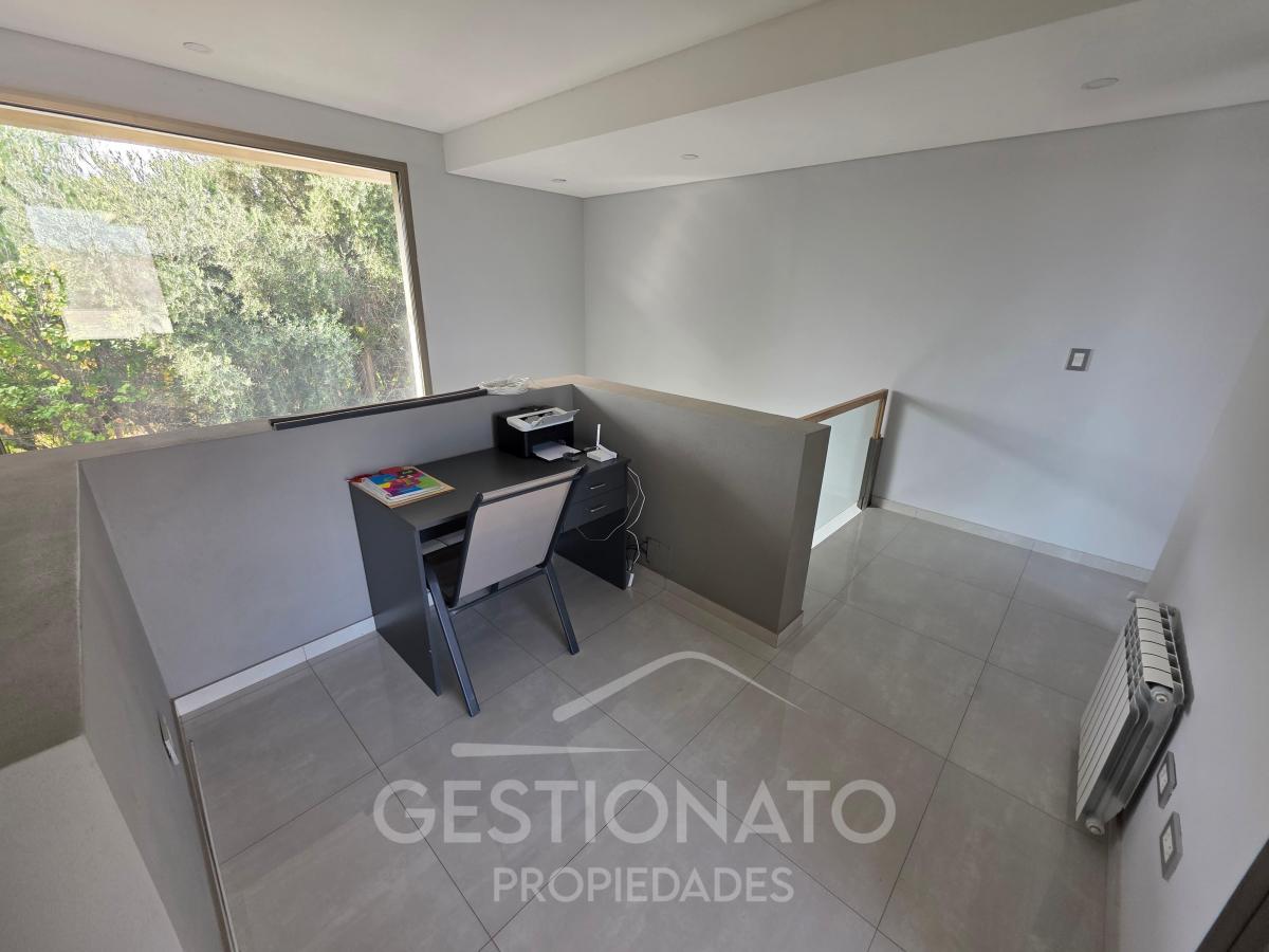 Casa de Categoría en Venta 2