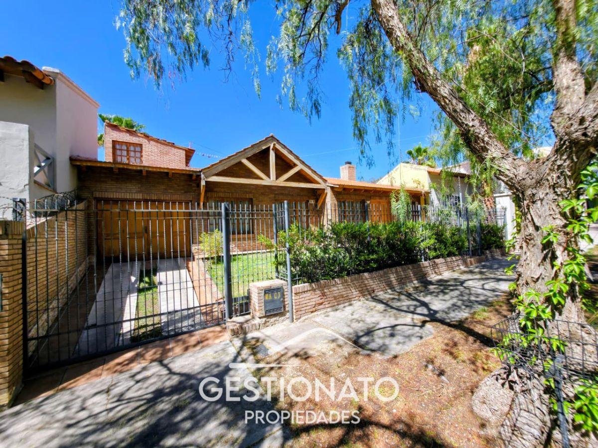 CASA EN VENTA B° MARISTAS FRENTE AL DALVIAN