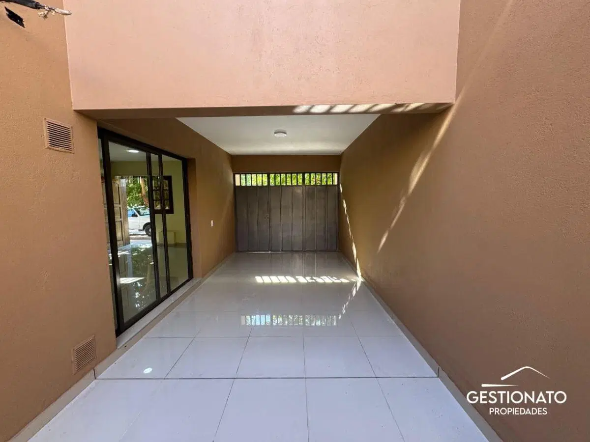 DUPLEX EN ALQUILER B° JARDINES DE URQUIZA - GUAYMALLEN 2