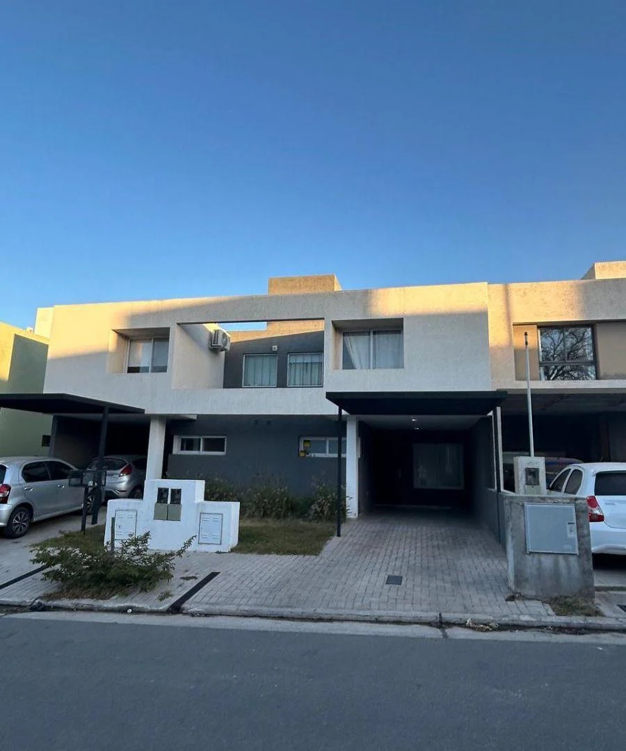 Venta - Duplex - 2 Dormitorios 2 Baños - Miradores de Manantiales II