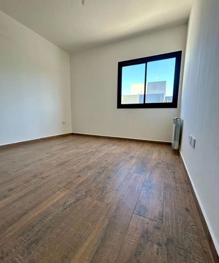 Venta - Duplex - 3 Dormitorios 3 Baños - Colinas de Manantiales 3