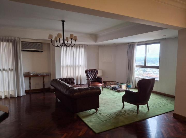 Hermoso departamento ZONA NORTE frente a Plaza Urquiza 1