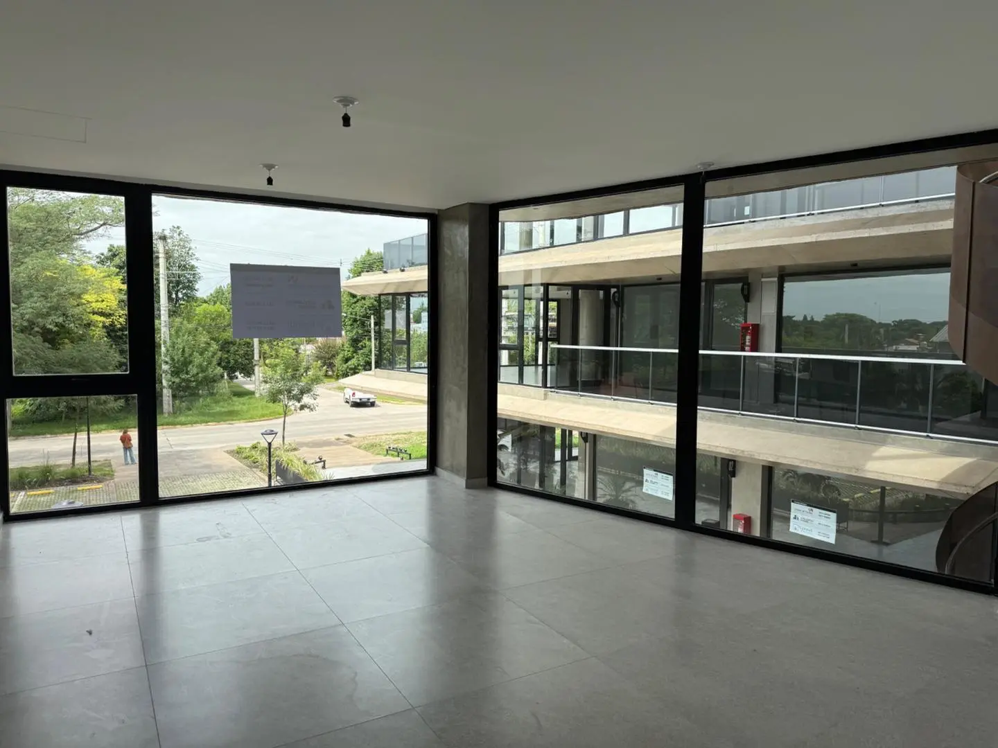 Consultorio/Oficina en Alquiler Boulevard Plaza 2