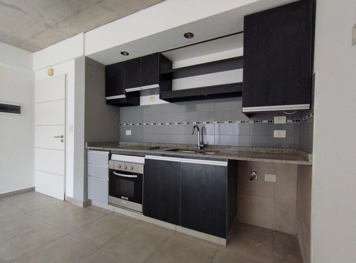 Foto de Departamento 2 ambientes en venta Moron, imagen 1