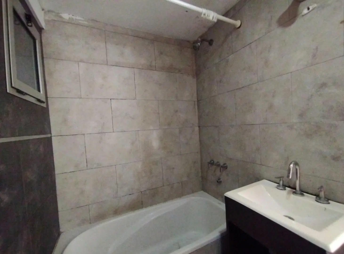 Departamento 2 ambientes Moron 8