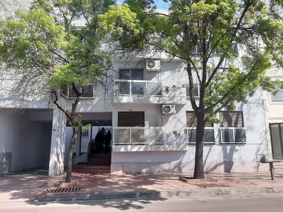 Paso de los Andes 1326, Quinta sección 2 dormitorios con cochera