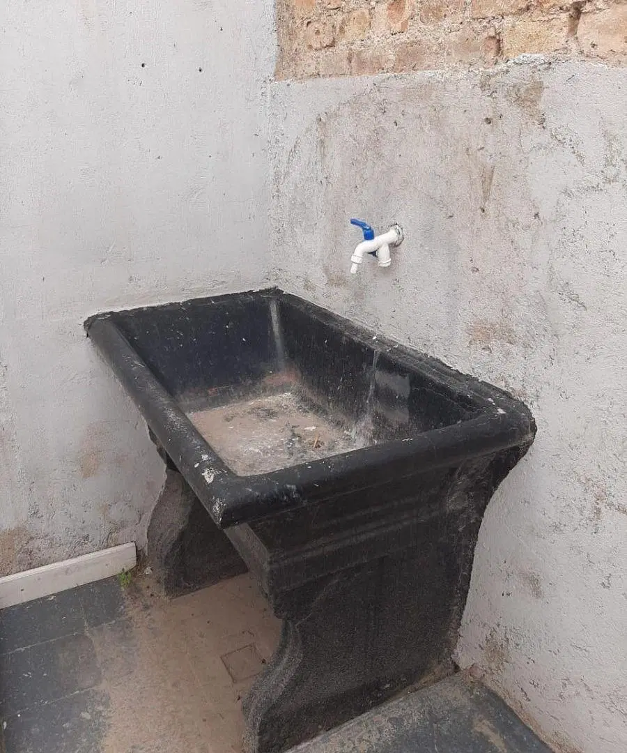 LOCAL U OFICINA COMERCIAL NO APTO VIVIENDA 2