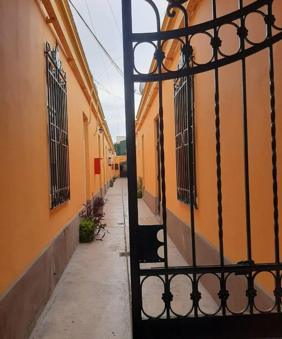 LOCAL U OFICINA COMERCIAL NO APTO VIVIENDA 4