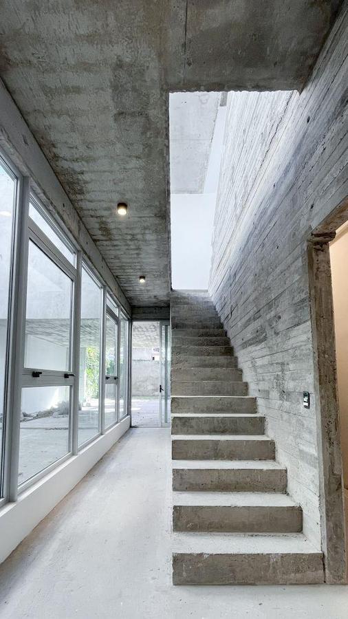 Casa 5 Ambientes a Estrenar | Villa del Parque 2