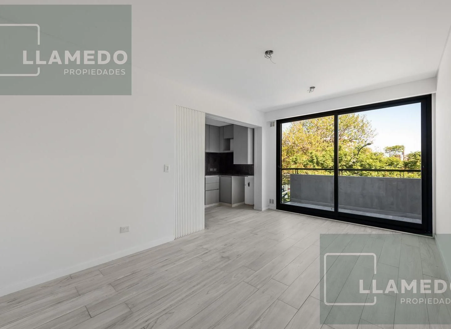 Venta de 2 ambientes a estrenar con Terraza privada