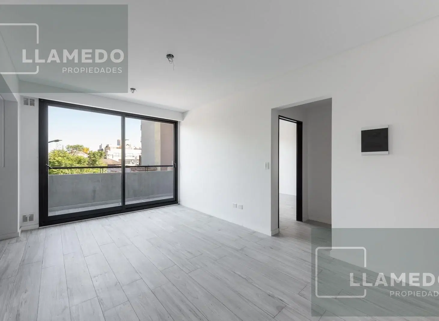 Venta de 2 ambientes a estrenar con Terraza privada 2