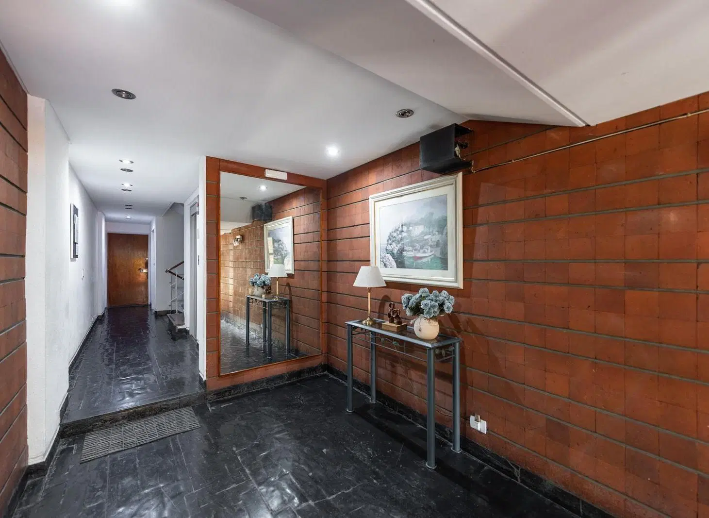 Departamento de 3 ambientes con cochera en Caballito 5