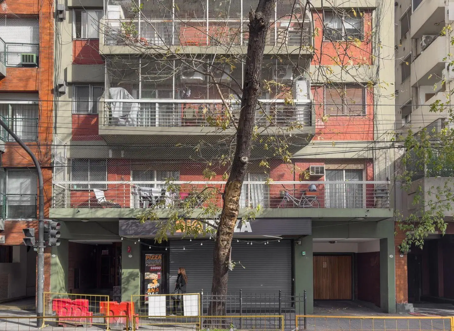 Departamento de 3 ambientes con cochera en Caballito 4