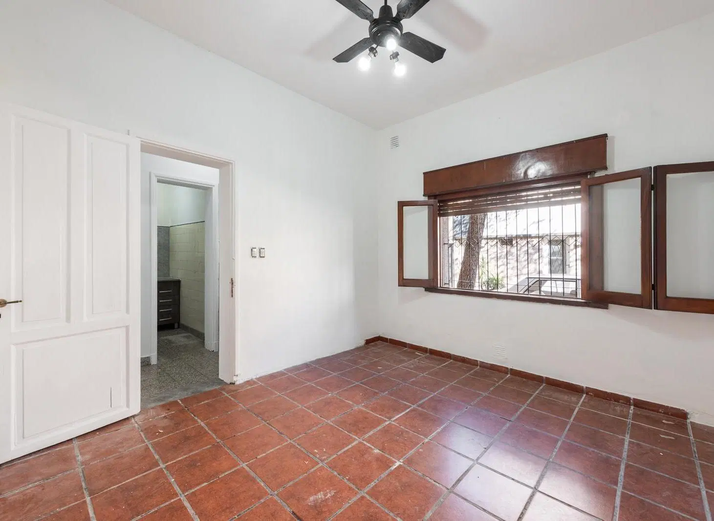venta en Block de PH en Villa del Parque 5
