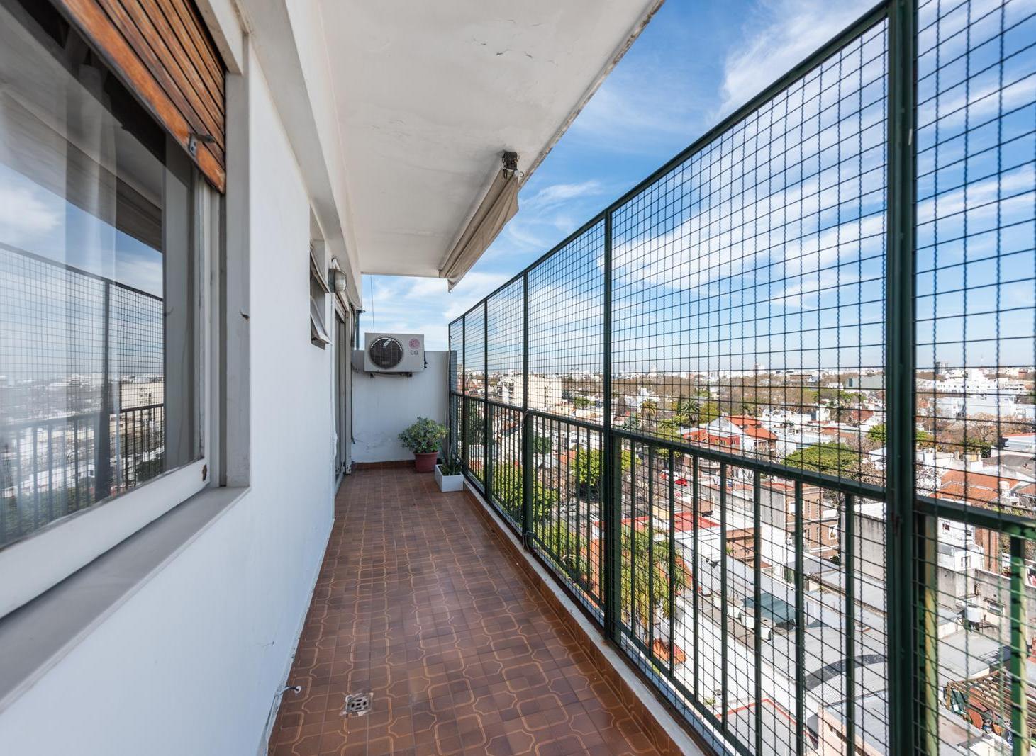 Foto de Venta de 3 ambientes con balcón en Belgrano R, imagen 3