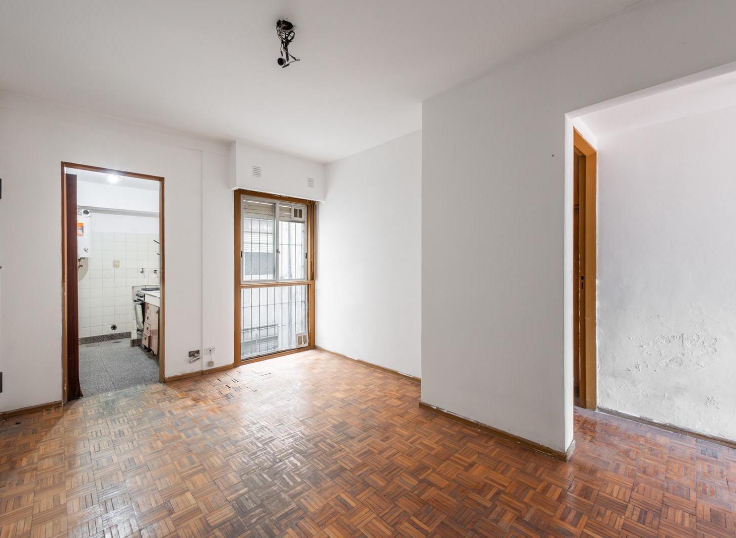 Foto de ¡Oportunidad en lo mejor de Caballito! 3 Ambientes compactos a reciclar, imagen 1