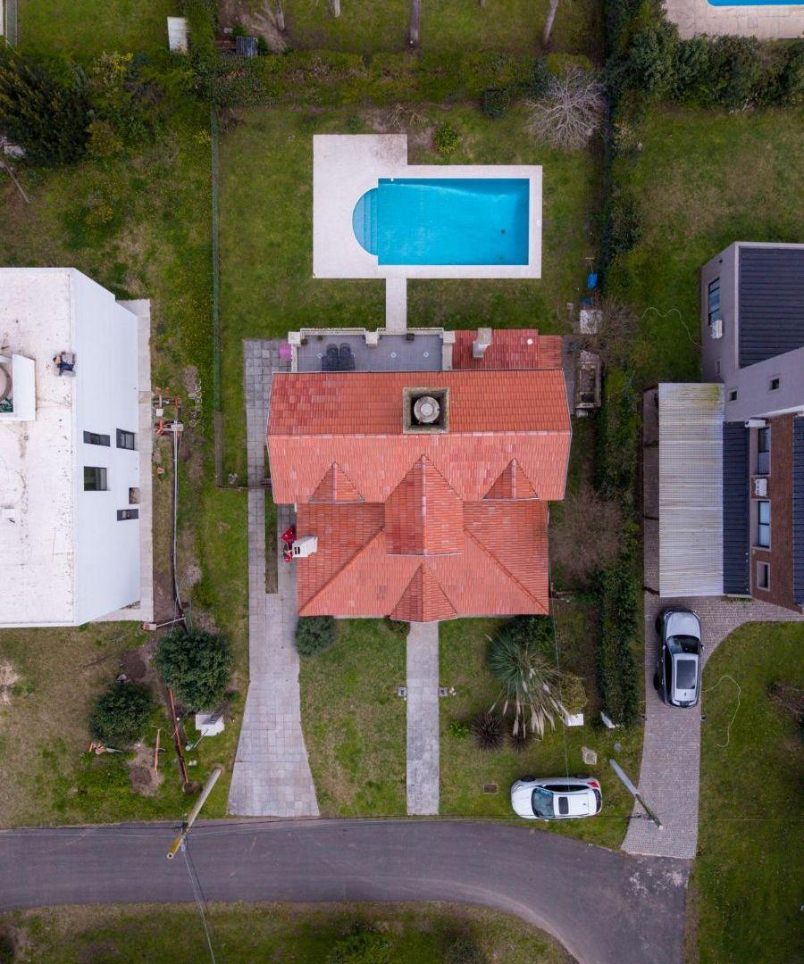 Foto de Casa En Venta, comoda y luminosa, en Club de Campo La Martona. Lote de, imagen 2
