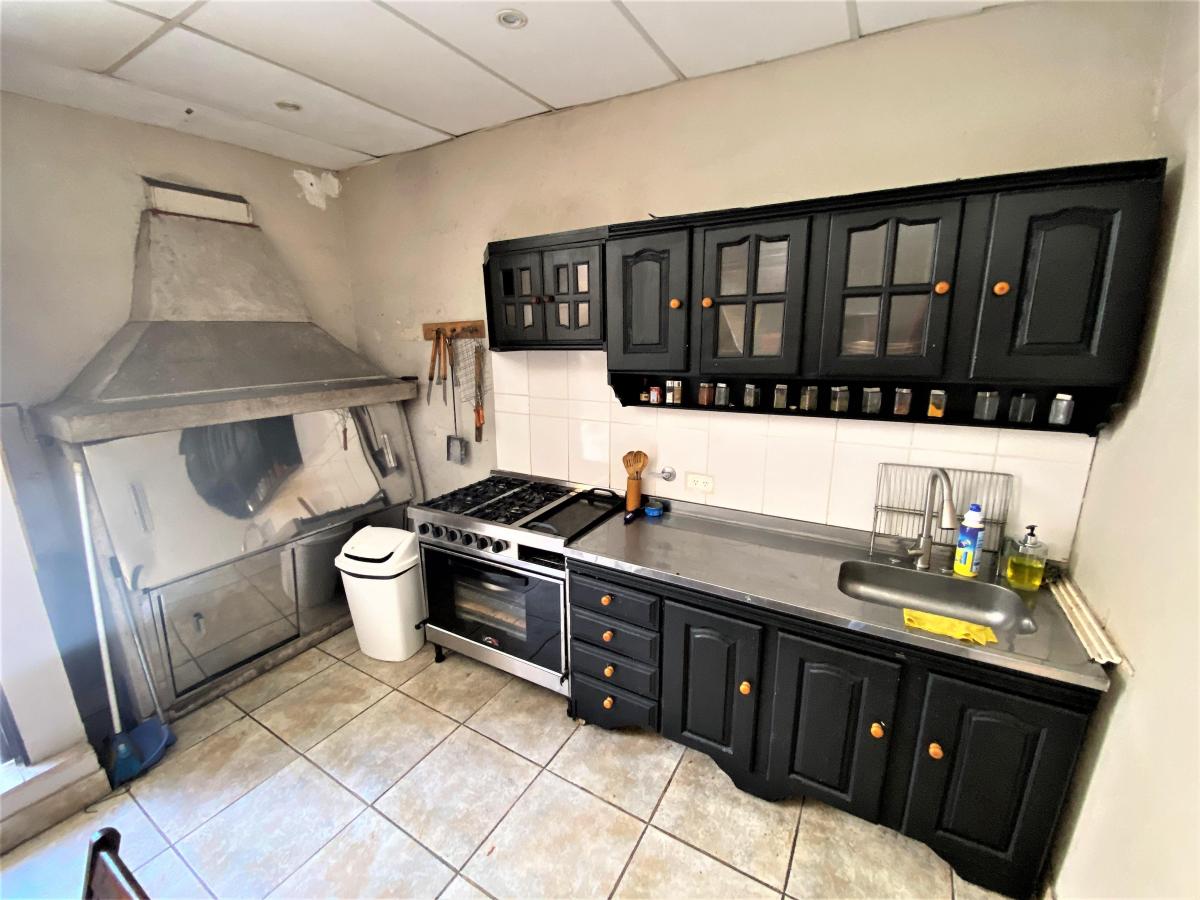 Excelente Casa 8 Ambientes - Lanús Gerli - Quincho Cochera 5