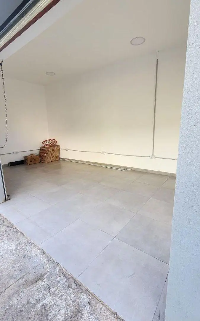 Local Comercial de 21 m² en Esquina - Lanús - Monte Chingolo 2
