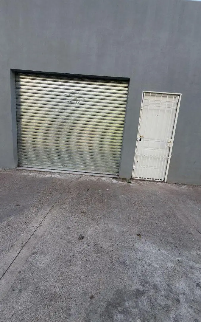 Local Comercial de 21 m² en Esquina - Lanús - Monte Chingolo 3