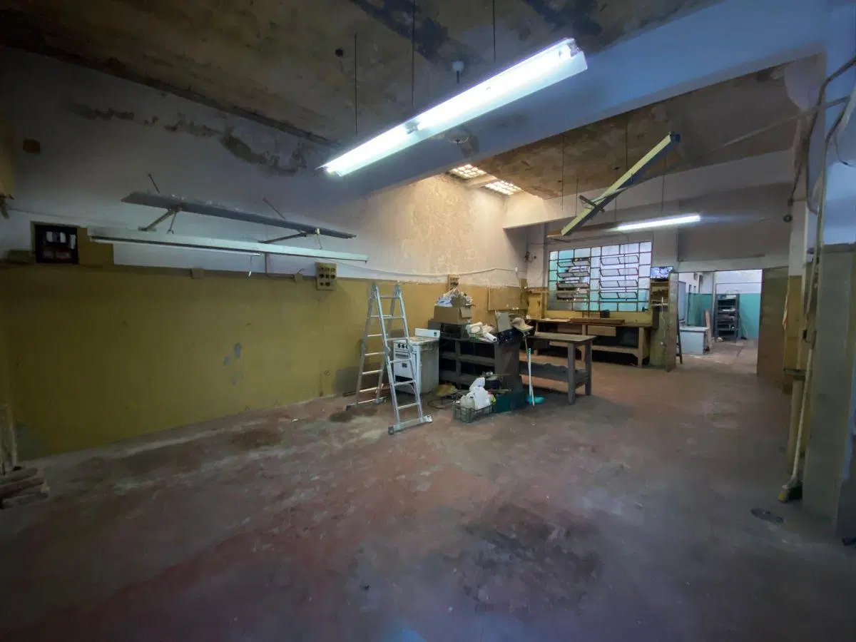 Galpón 176 m² - Piñeyro Avellaneda 3