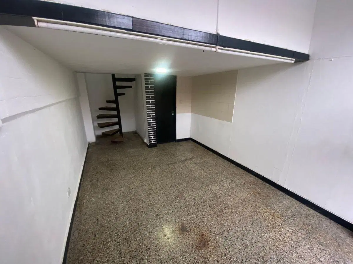 Local comercial de 24 m² en alquiler Gerli Avellaneda 3