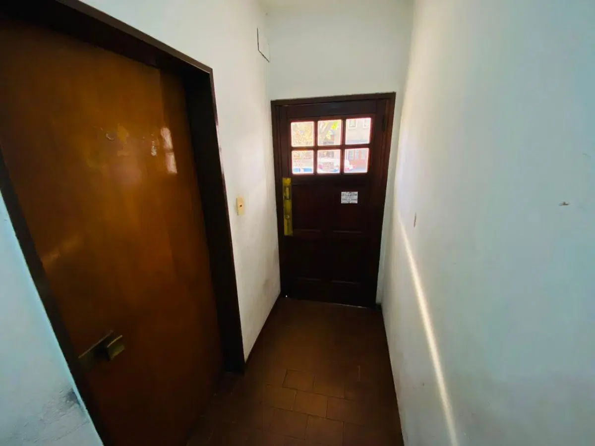 Departamento 2 ambientes - bajas expensas - Banfield 4
